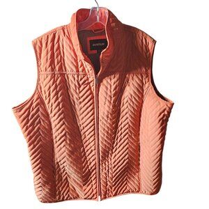 Avenue Quilted Coral Womens Vest Size 26/28 With Zipper Pockets & Chevron Patter